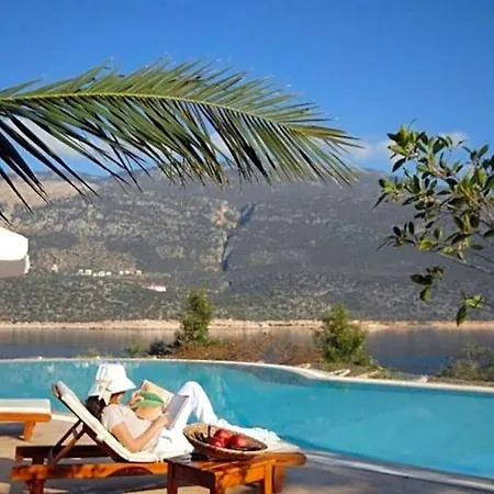 Sleeps 12 Pool Air Con Vila *