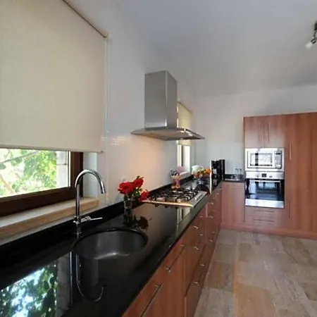 Sleeps 12 Pool Air Con Kaş