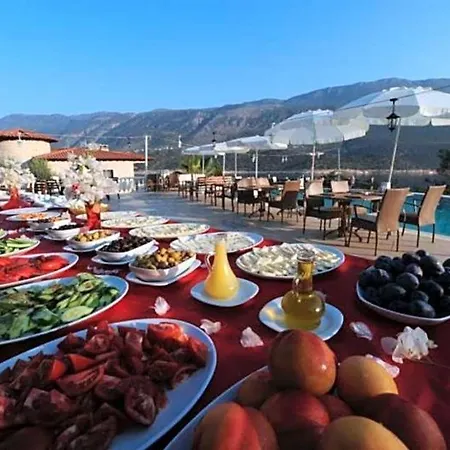 Sleeps 12 Pool Air Con Kaş